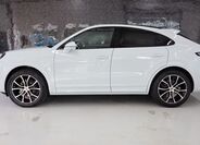 Porsche Cayenne 8