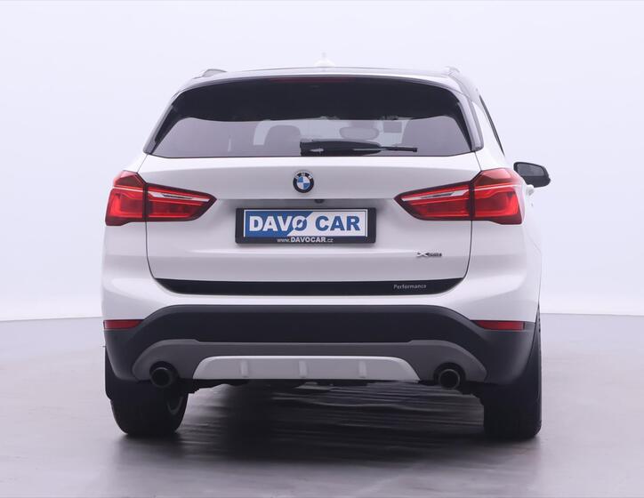BMW X1 6