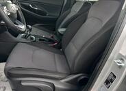 Hyundai i30 16