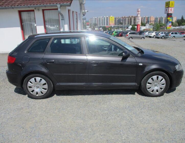 Audi A3 4