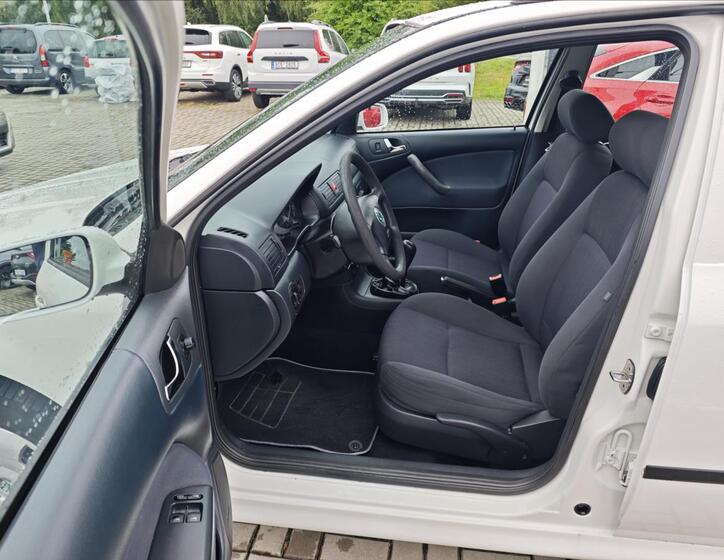 Škoda Octavia 10