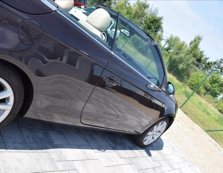 Volkswagen EOS 10
