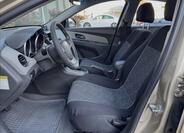 Chevrolet Cruze 19
