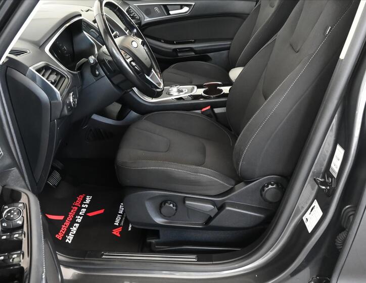 Ford S-MAX 9