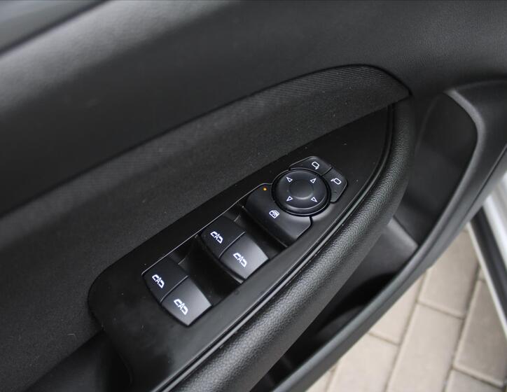 Opel Insignia 24