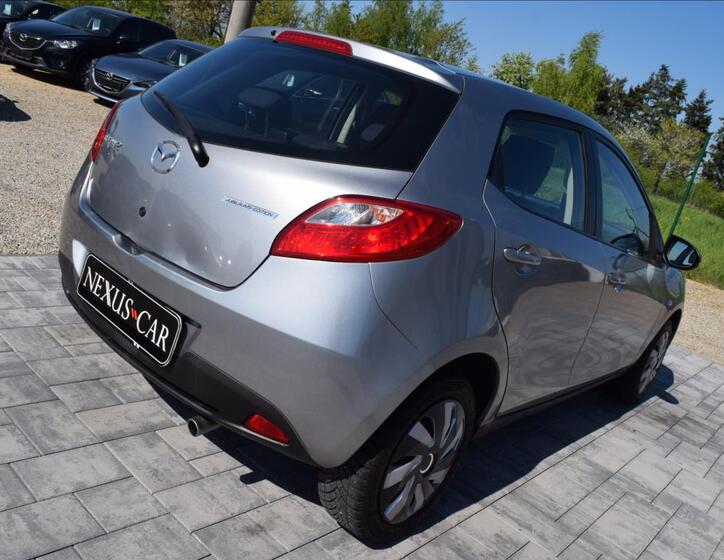 Mazda 2 5
