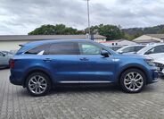 KIA Sorento 4