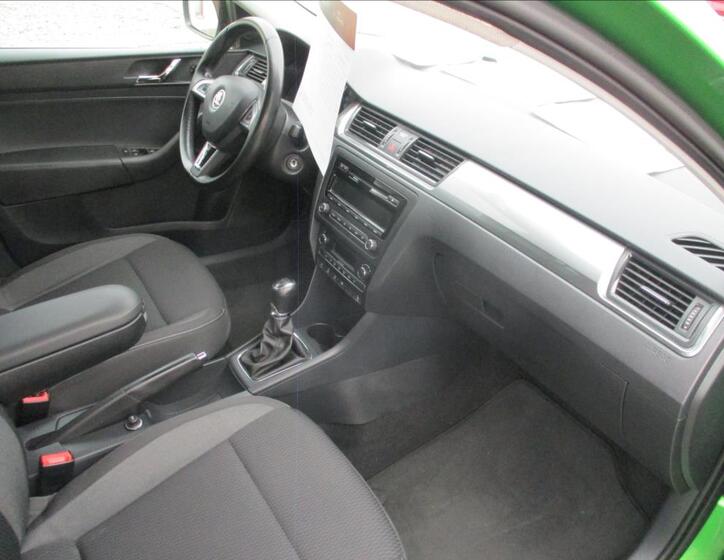 Škoda Rapid 9