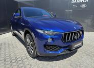 Maserati Levante 3