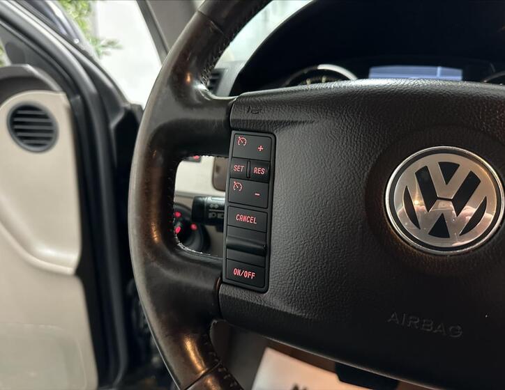 Volkswagen Touareg 9