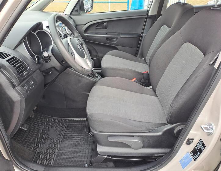 KIA Venga 5