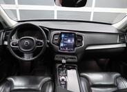 Volvo XC90 13