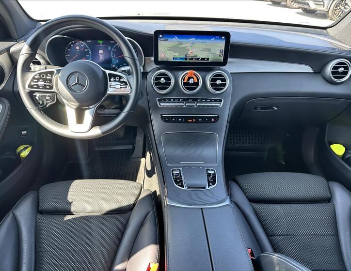 Mercedes-Benz GLC 11