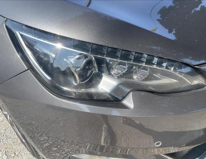 Peugeot 308 42