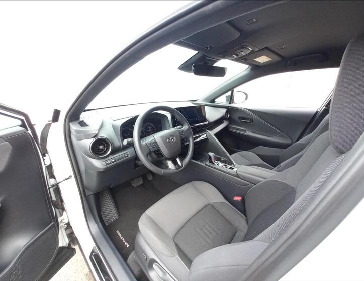 Toyota C-HR 9
