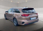 KIA Ceed 4