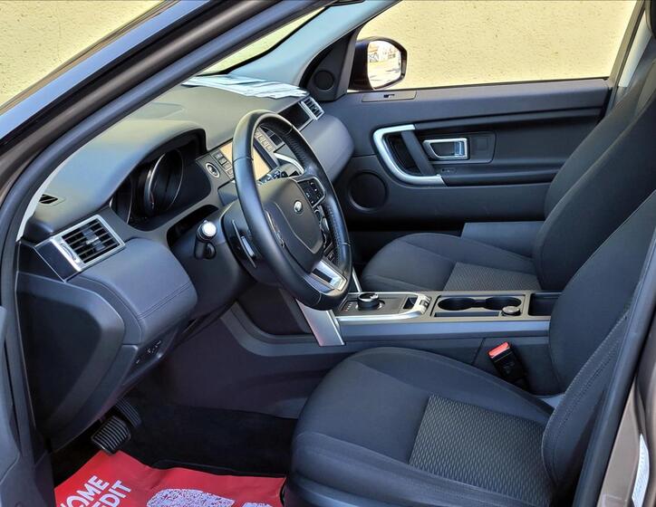 Land Rover Discovery Sport 25