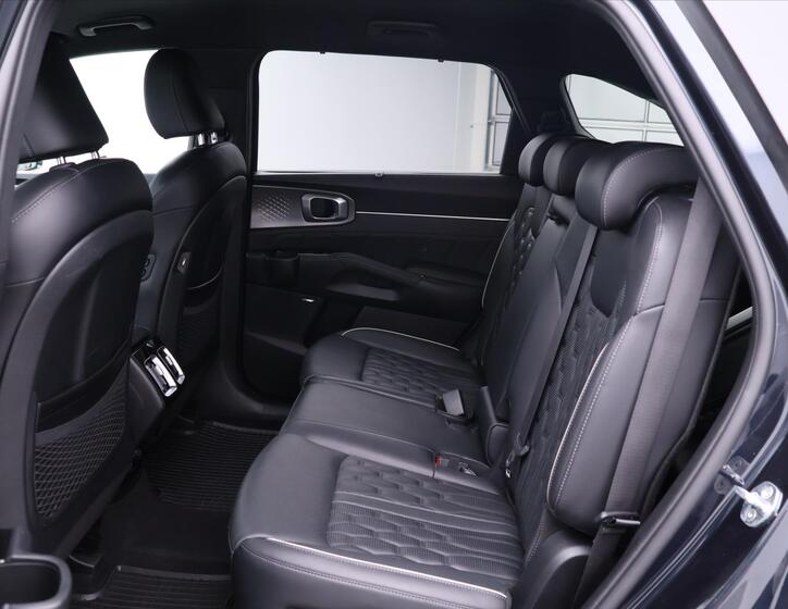 KIA Sorento 19