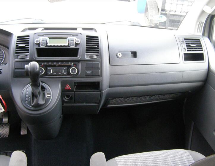 Volkswagen Caravelle 20