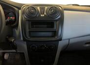 Dacia Sandero 16