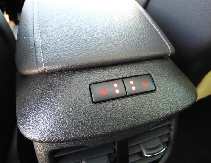 Ford Mondeo 54