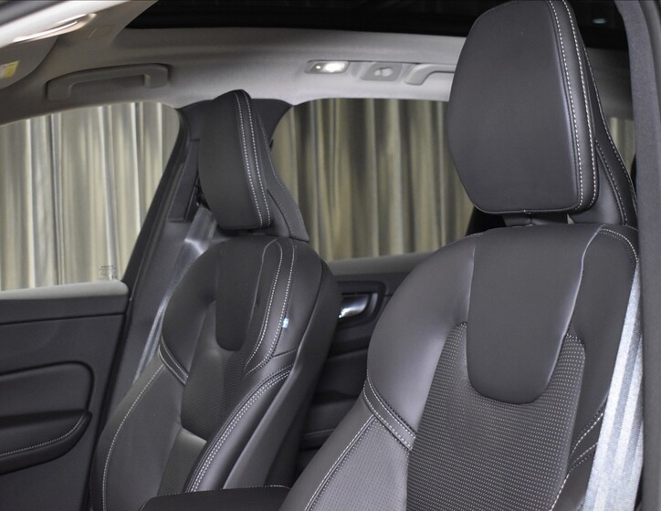 Volvo XC60 15