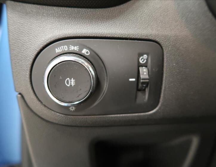 Opel Crossland X 14
