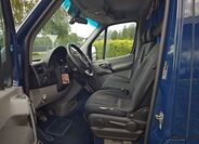 Mercedes-Benz Sprinter 9