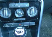 Volkswagen New Beetle 14