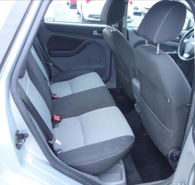 Ford Focus 12