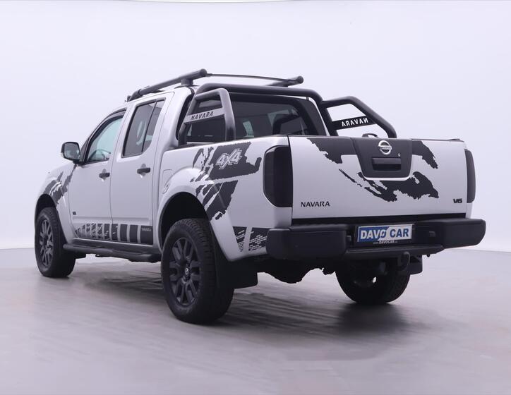Nissan Navara 5