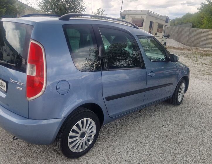 Škoda Roomster 7