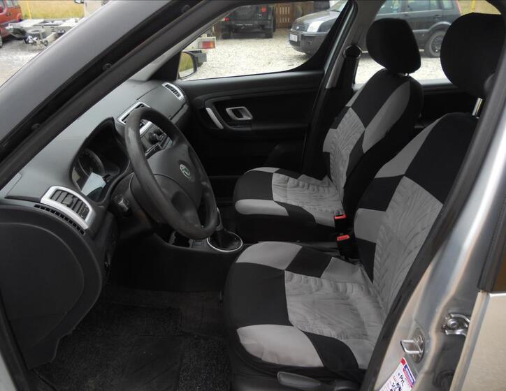 Škoda Roomster 12