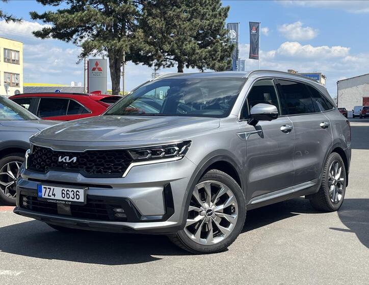 KIA Sorento 1