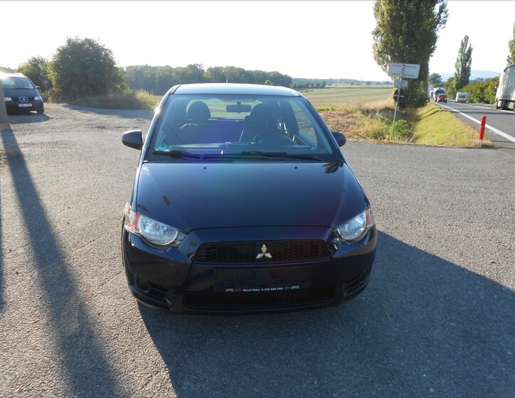 Mitsubishi Colt 3