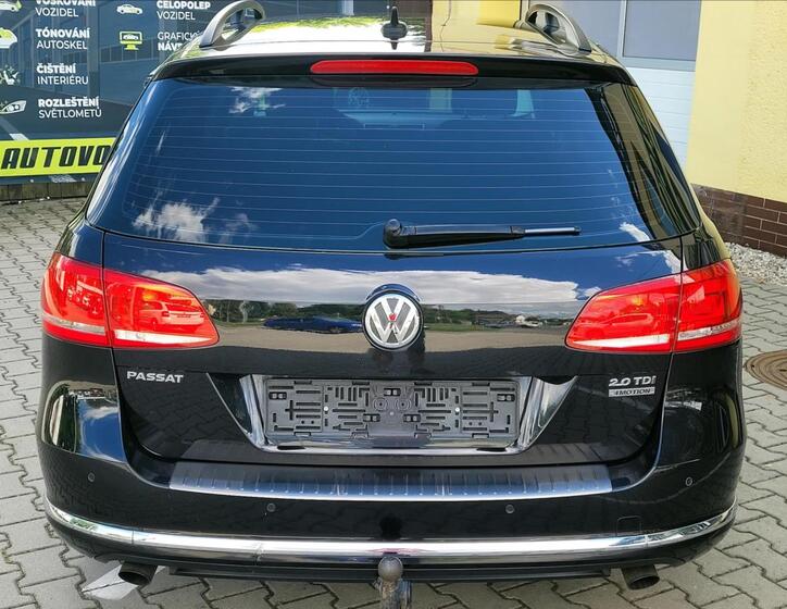 Volkswagen Passat 10