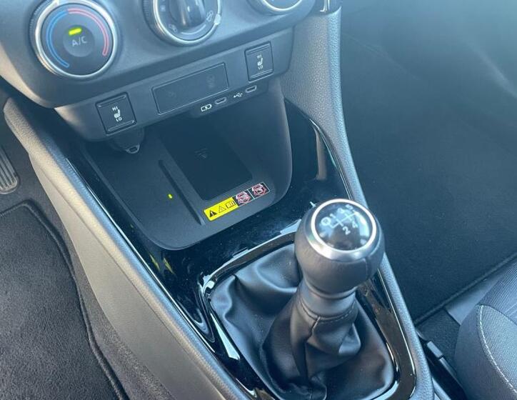 Toyota Yaris 25