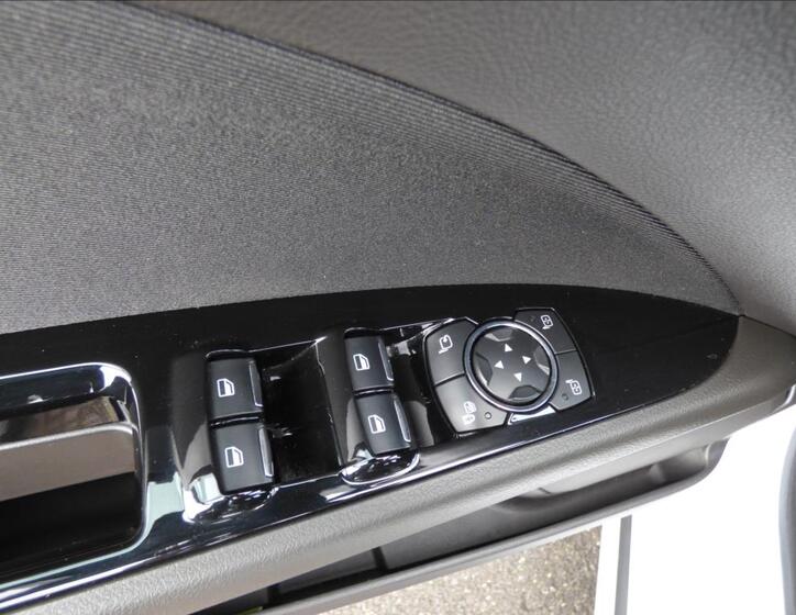 Ford Mondeo 14