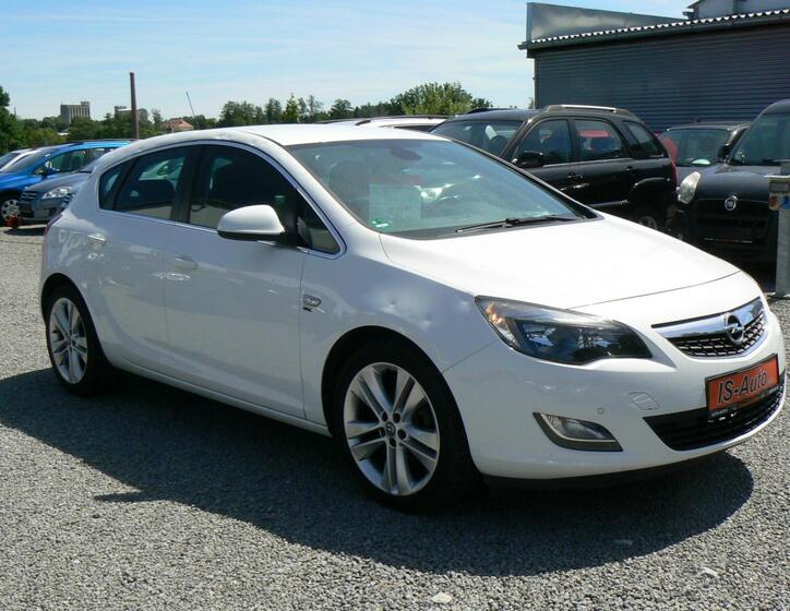 Opel Astra 2