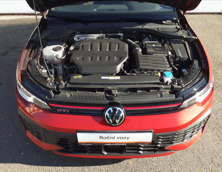 Volkswagen Golf 25