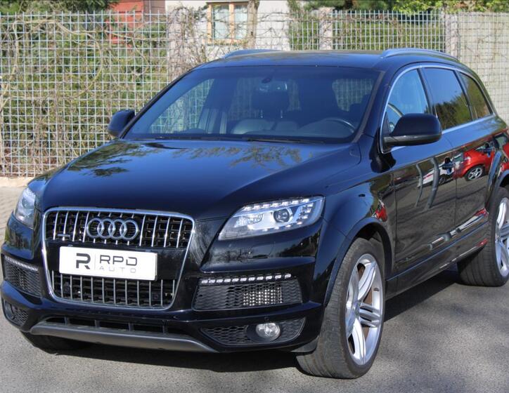 Audi Q7 1