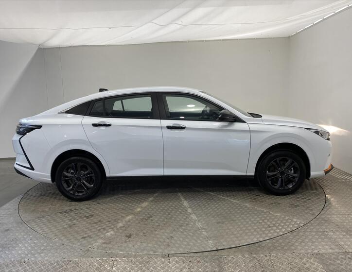 Dongfeng SHINE 22