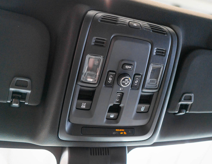 GMC Yukon 38
