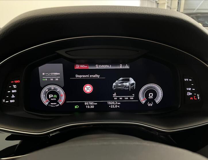 Audi Q8 16