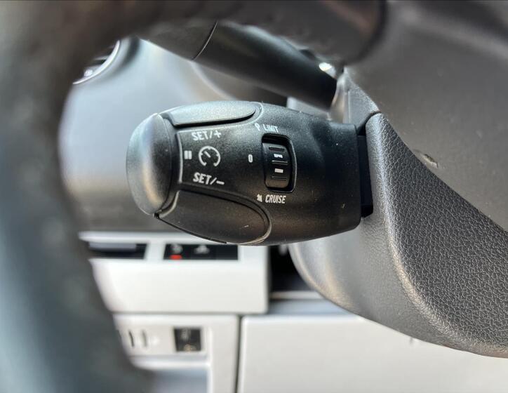 Peugeot 5008 21