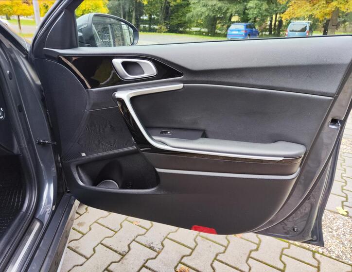 KIA ProCeed 25
