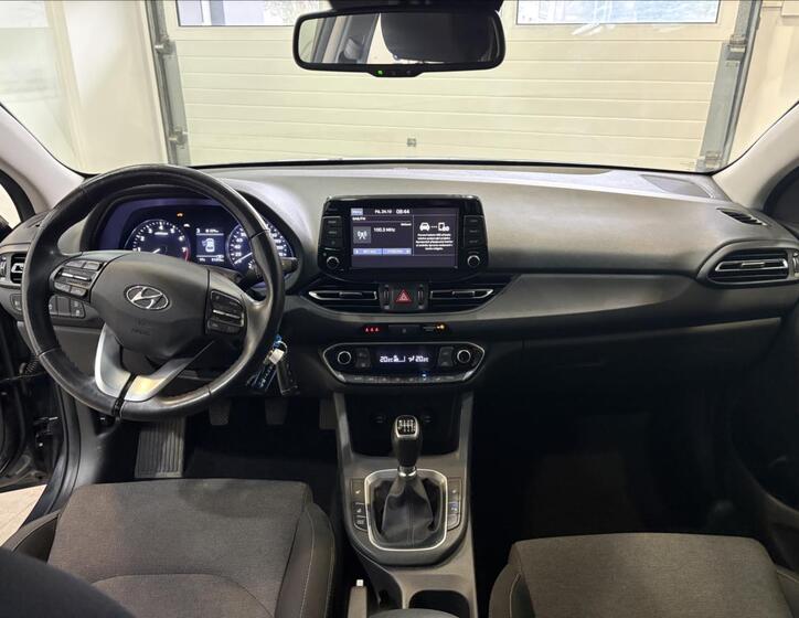 Hyundai i30 11