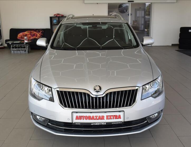 Škoda Superb 2