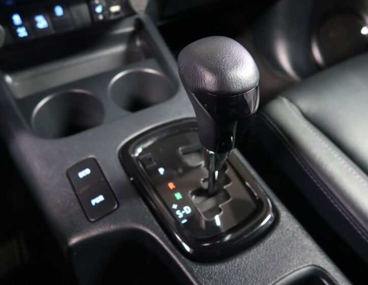 Toyota Hilux 33