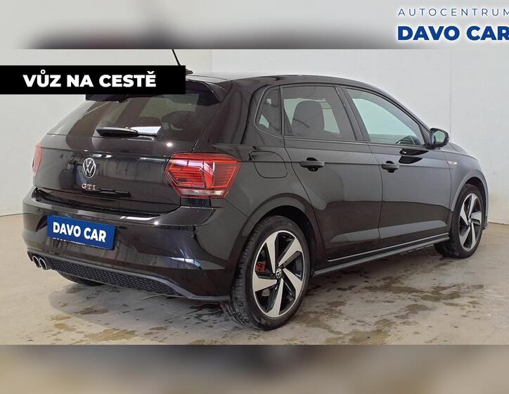 Volkswagen Polo 2